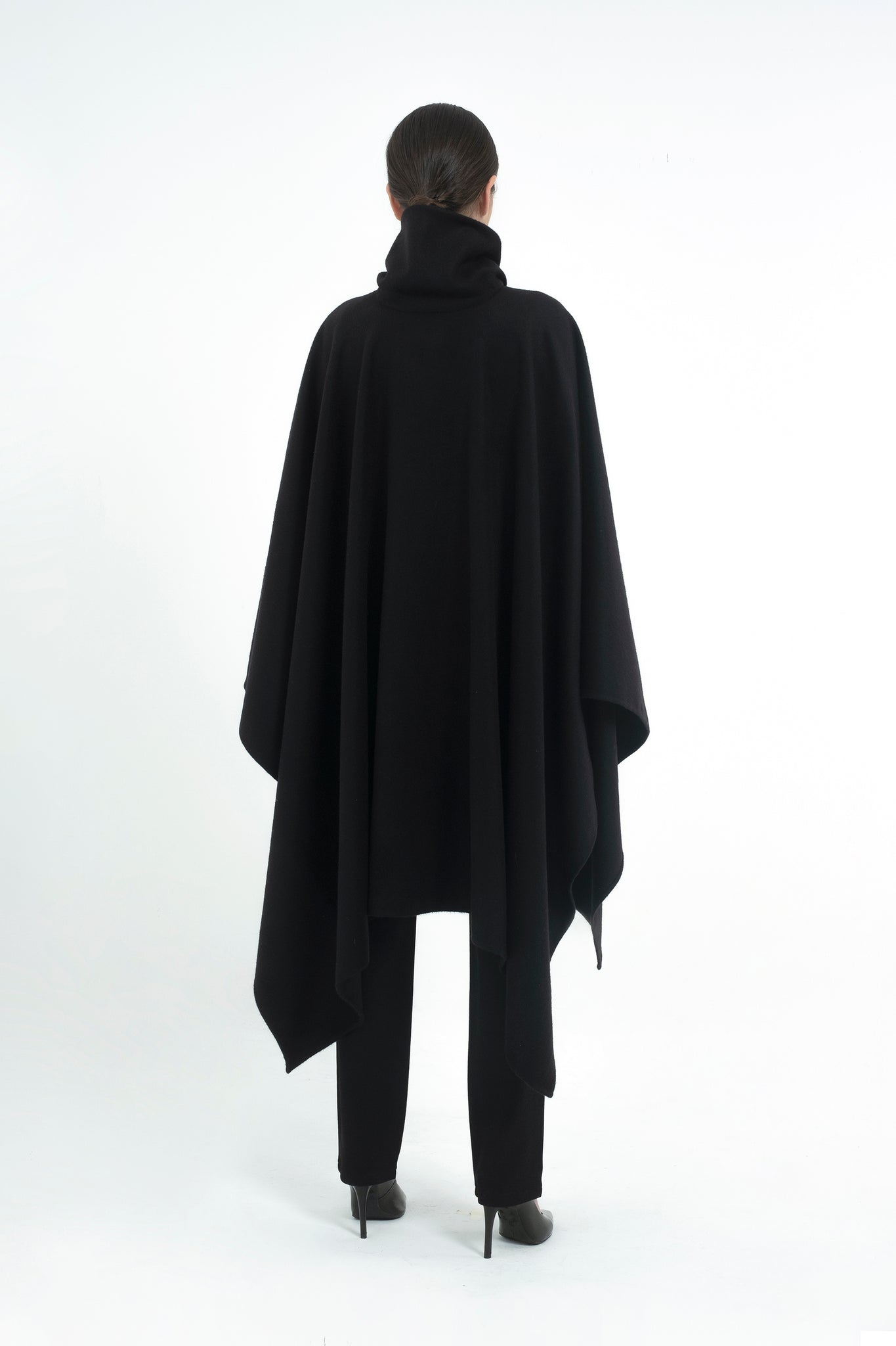 PRE ORDER | The Denise Cape