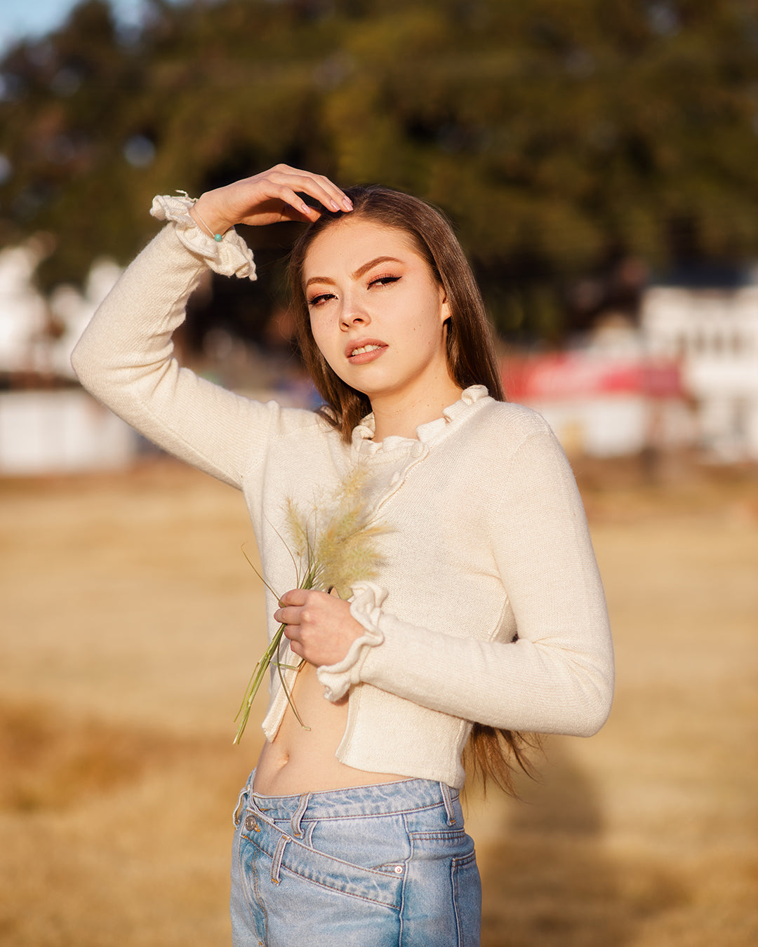 Clavel Sweater